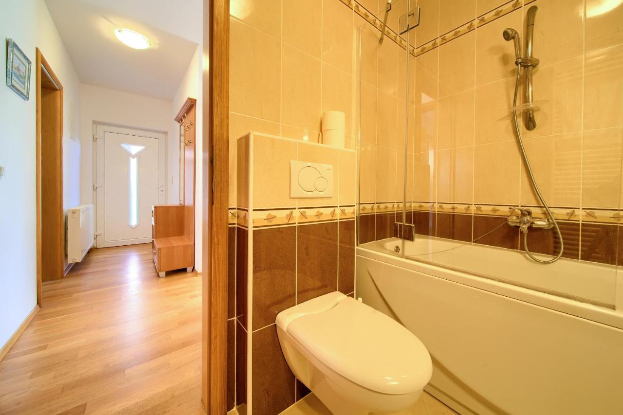 Happy Point Apartment Krk Town